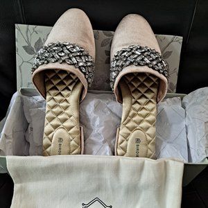 Birdies size 10 The Songbird Rose Crystal